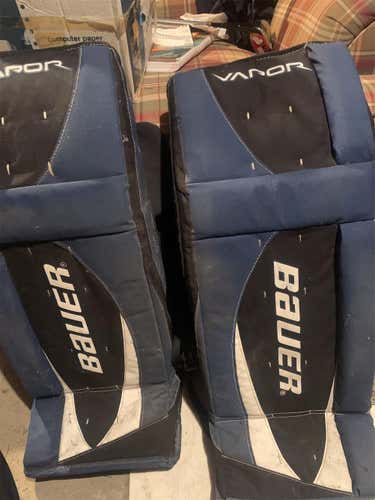 Bauer 31” Street Hockey Legs Pads