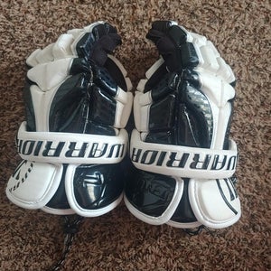 Never used!!! Warrior Burn Lacrosse Gloves  12"