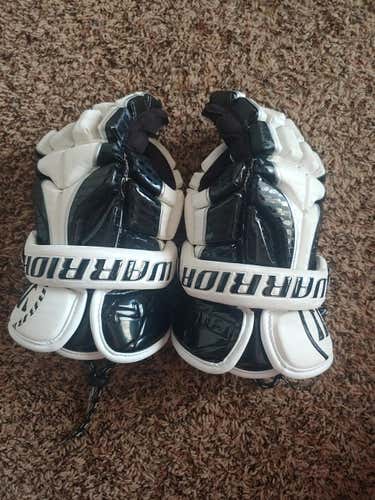 Never used!!! Warrior Burn Lacrosse Gloves  12"