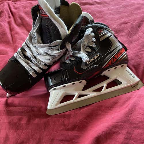 Used Bauer Vapor X2.9 D&R (Regular)  Size 7.5 Hockey Goalie Skates