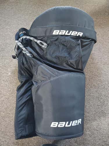 Senior New XL Bauer Nexus 400 Hockey Pants