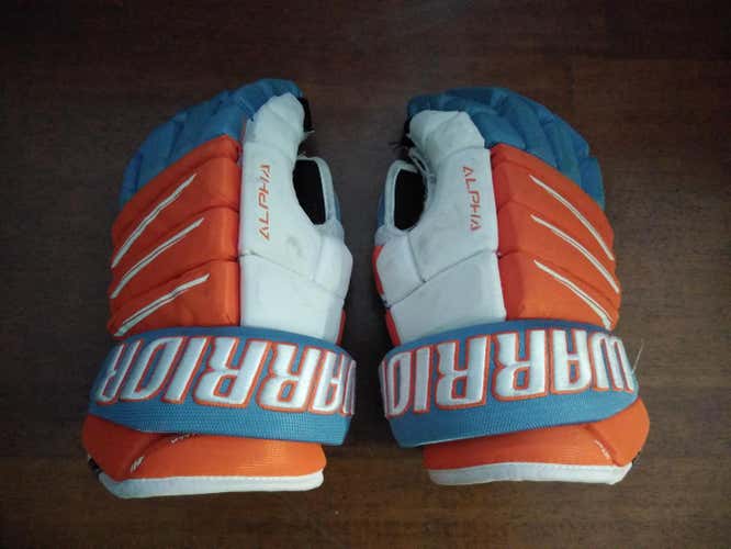 Little Caesars colors Used Senior Warrior Alpha Pro Gloves 14"