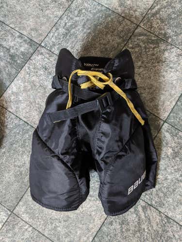 Black Used Youth Small Bauer Nexus 400 Hockey Pants