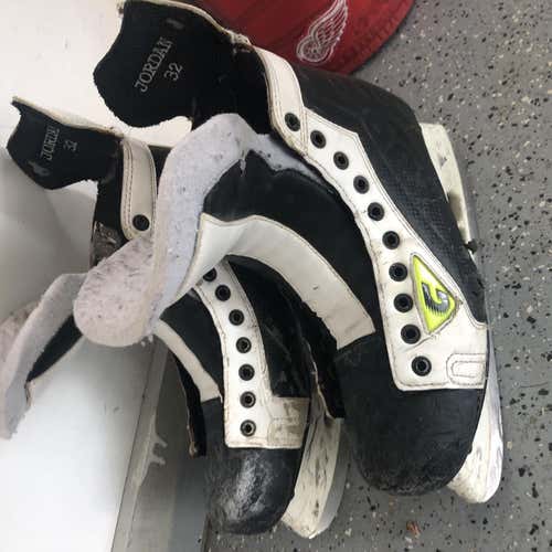 Used Graf Hockey Skates