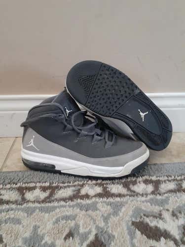 Excellent Youth 5.0 Jordan Airmax shoes (used)