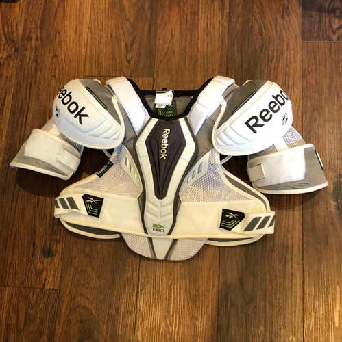 New Senior Large Reebok 20K Shoulder Pads