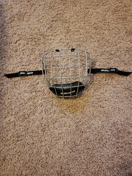 Senior Small Bauer Profile II Facemask Full Cage