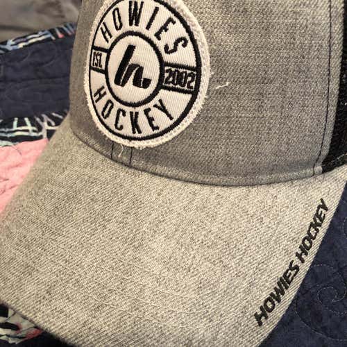 Unisex One Size Fits All Howies Hat