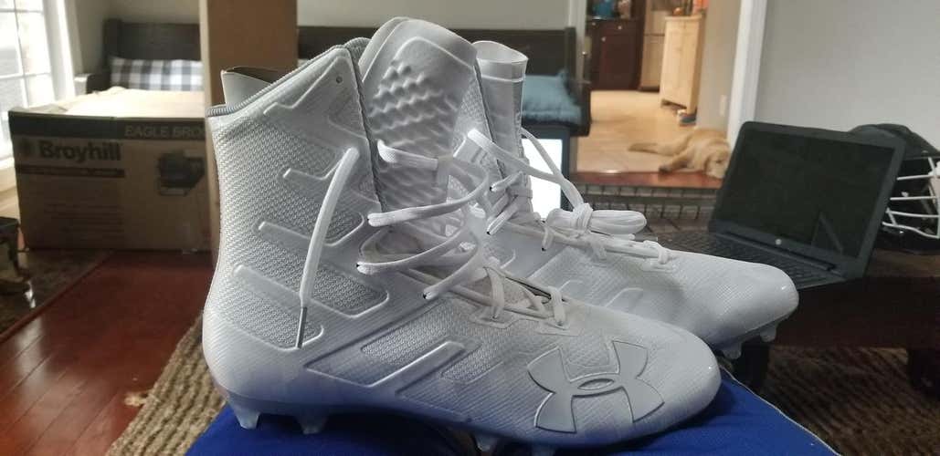 New Under Armour Highlights Cleats Size 13