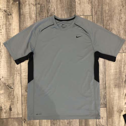 Nike Workout Sport Fitness Shirt