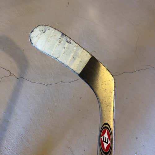 New Left Handed Synergy Elite Mid Pro Stock Hockey Stick