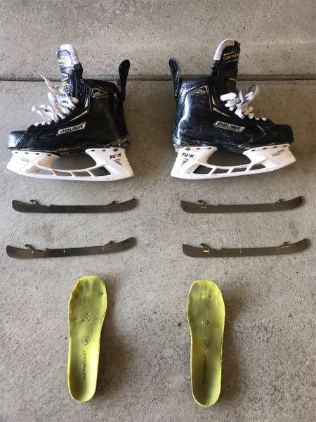 Used Bauer Supreme 2S Pro Size 8.5 Hockey Skates