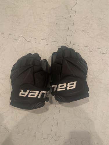 Black New Bauer Vapor X800 13"  Gloves