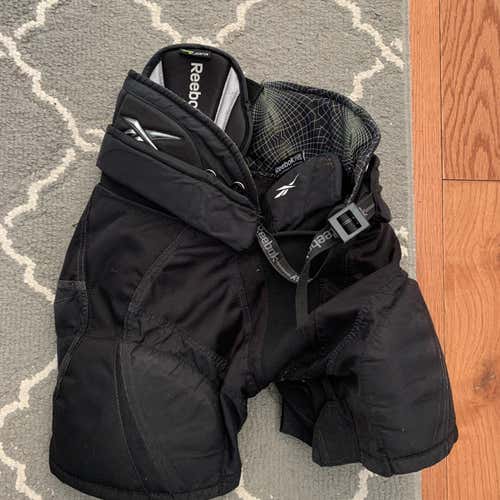 Black Used Small Reebok 9K Hockey Pants