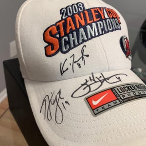 AUTHENTIC! Stanley Cup Champions 2003 New Jersey Devils Baseball Cap Signed!