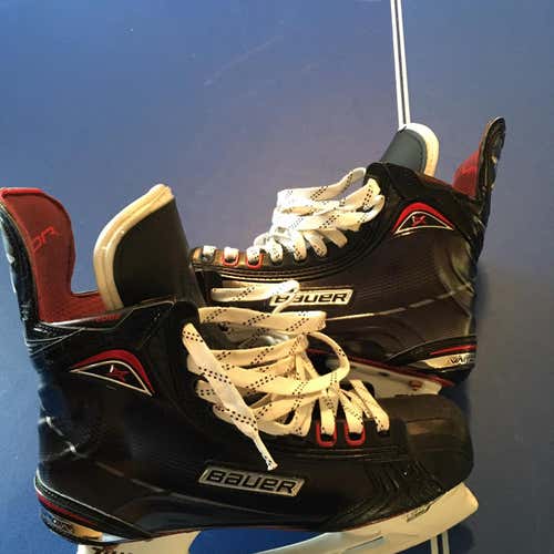 New Bauer Vapor 1X 2.0 D&R (Regular) Pro Stock Size 8.5 Hockey Skates