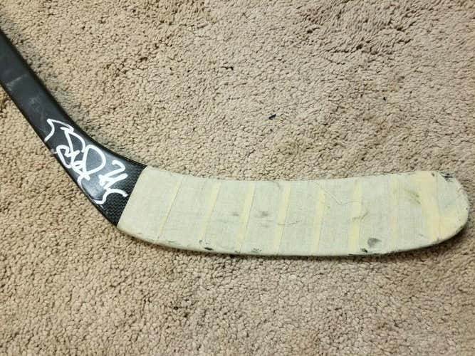 EVGENI MALKIN 09'10 Signed Pittsburgh Penguins Game Used Hockey Stick NHL COA 1
