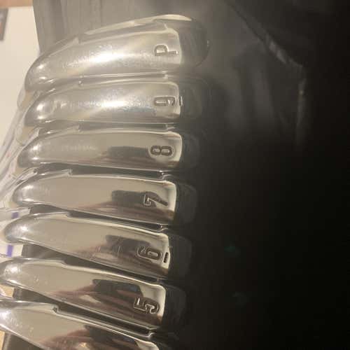 Used Right Handed Rogue Pro Regular Flex Steel Shaft Iron Set