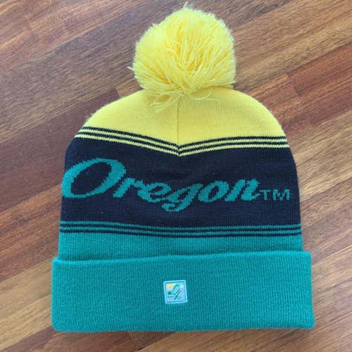 University Of Oregon Ducks Pom Pom Winter Beanie