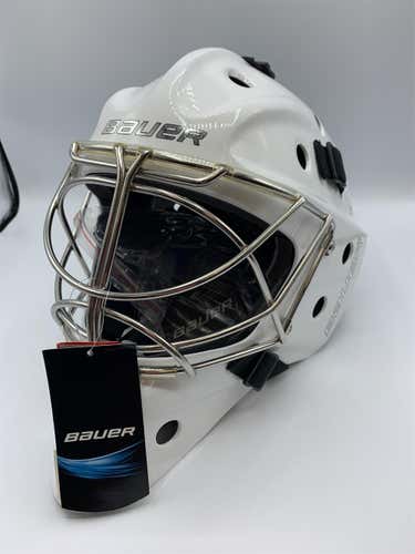 Bauer NME 8 Goalie Mask White Fit 2 with Non Certified Cateye Cage- NEW
