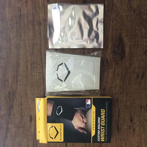 New Senior EvoShield Wrist Guards