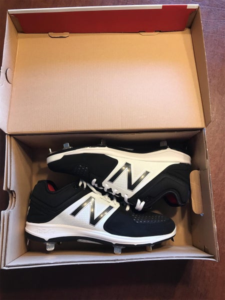 Black Men's New Balance 11.5” Low Cut Baseball Cleat