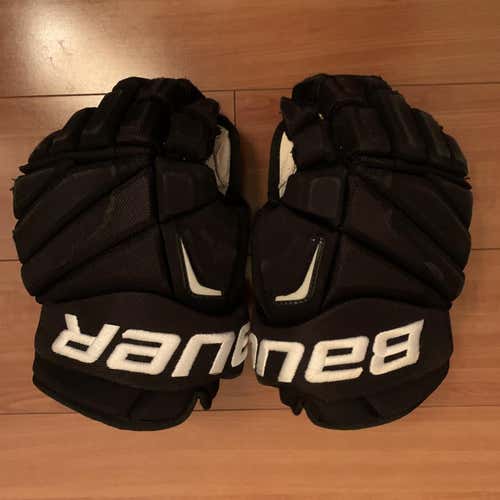 Black Used Bauer Vapor APX2 Pro 13" Pro Stock Gloves