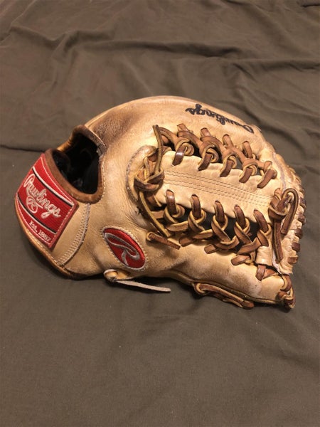 Brown Used Pitcher's Heart of the Hide 11.5" Baseball Glove