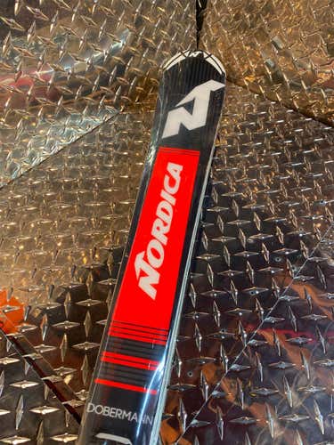New  Racing Without Bindings Skis