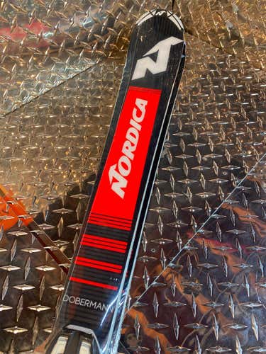 New  Racing Without Bindings Skis