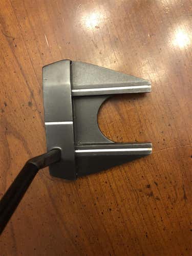 Used Right Handed Odyssey O-Works 7s 34" Putter