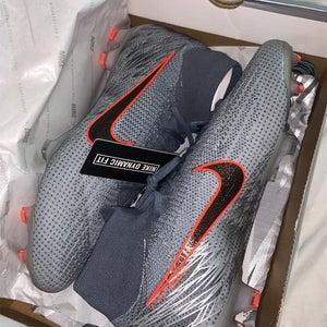 Silver Men's 11.5 (Women's 12.5) Nike Mercurial Superfly 6 Elite FG Cleats
