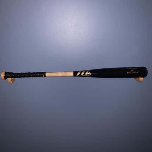 New 2020 Wood AP5 30 oz 32" Bat