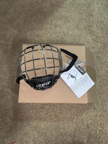 Brand New CCM 480 Chrome Cage Medium