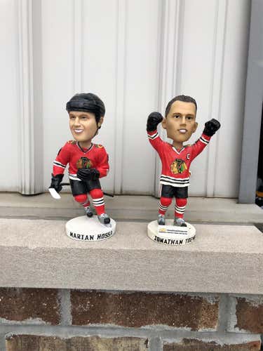 Toews And Hossa Bobble head