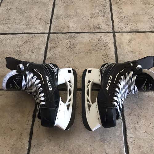 CCM RibCor 66K SR Size 7 XS Holders and Blades