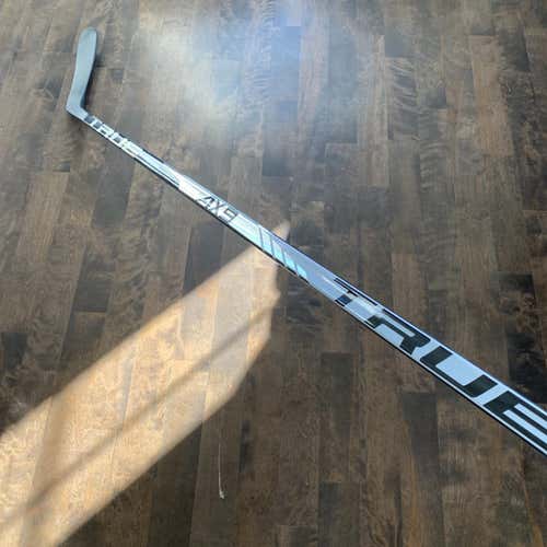 New - True AX9 TC2 75 Flex RH Hockey Stick