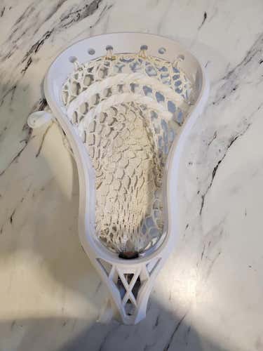 New White Strung Signature Contract Head