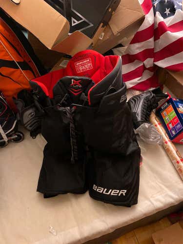 Black New XL Bauer Vapor 1X  Hockey Pants