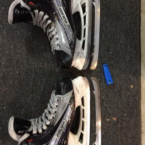 Used Vapor 1X Hockey Skates D&R (Regular)  Size 5.5
