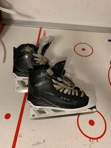 Used CCM Tacks 4092 D&R (Regular)  Size 8 Hockey Goalie Skates