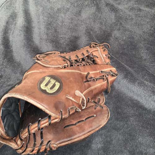 3 Pitching Gloves