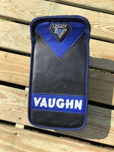 Black Senior Used Vaughn Regular Legacy