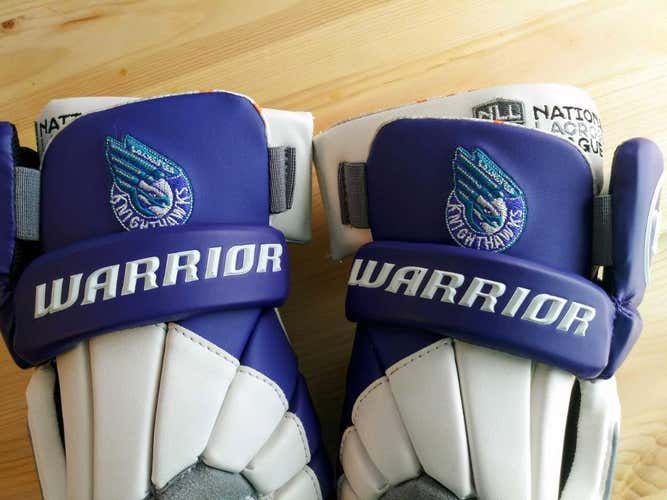 New Warrior Burn Pro Knighthawks Gloves
