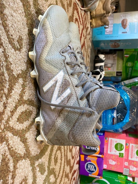 Adult 12 New Balance Freeze Cleat