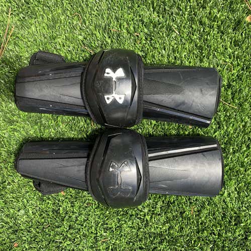 Used Medium Under Armour Revenant Arm Pads