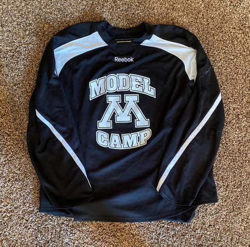 New MN Gophers Black Camp Jersey Number 7