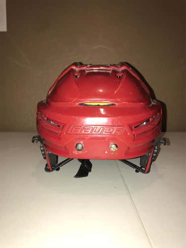 Red Used Medium Bauer Re-Akt 100 Helmet