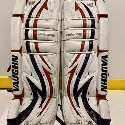 Used 30" Vaughn Velocity V4 Goalie Leg Pads