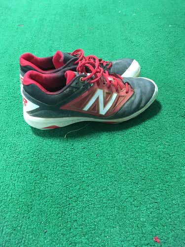 New Balance Low Cut Red Used Men's 10.5 (W 11.5) Metal Baseball Cleats